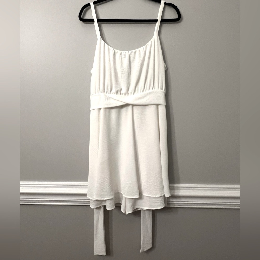 Arula by Altard State White Sleeveless Romper, size X